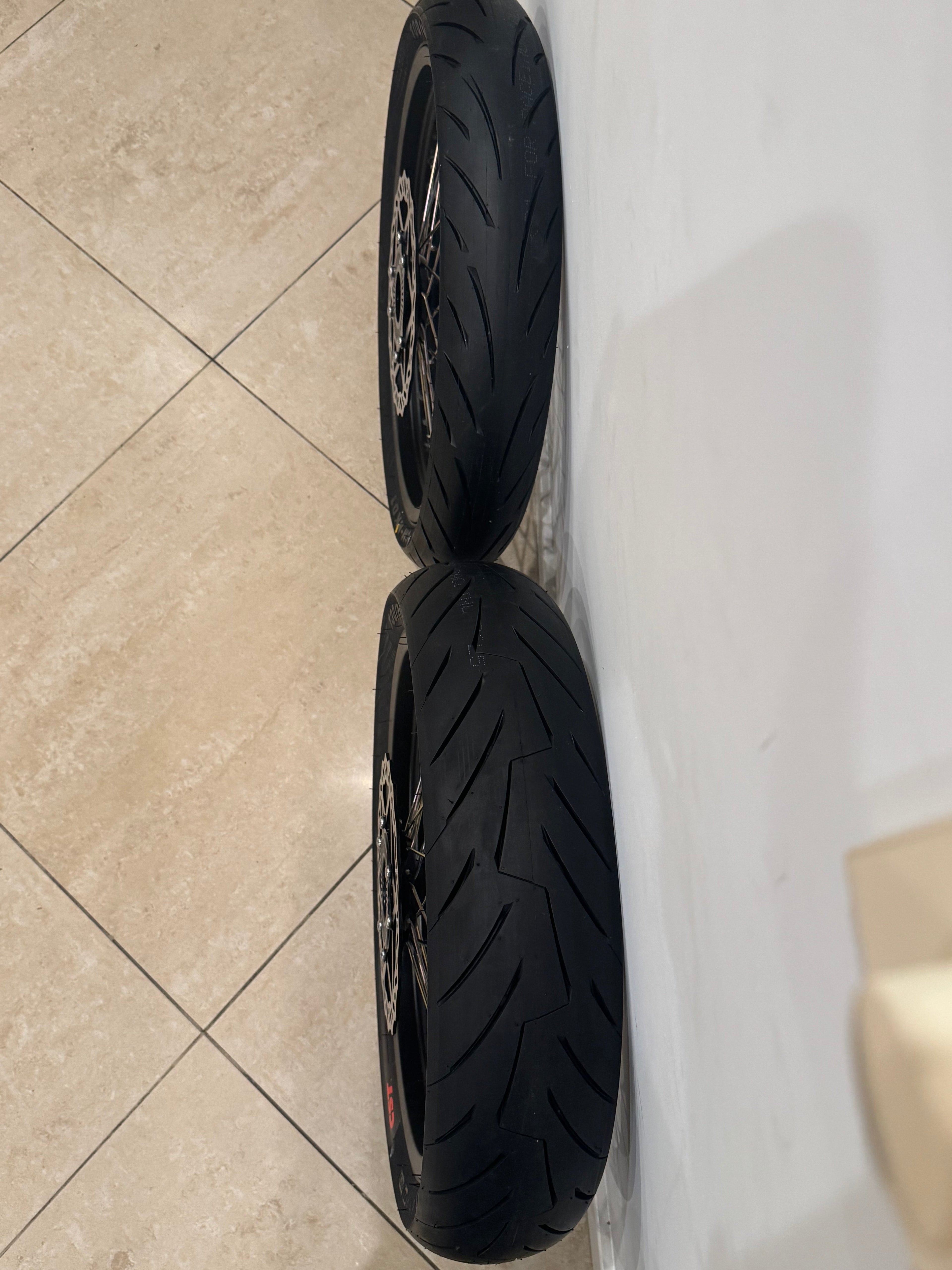 Ultra Bee Supermotos